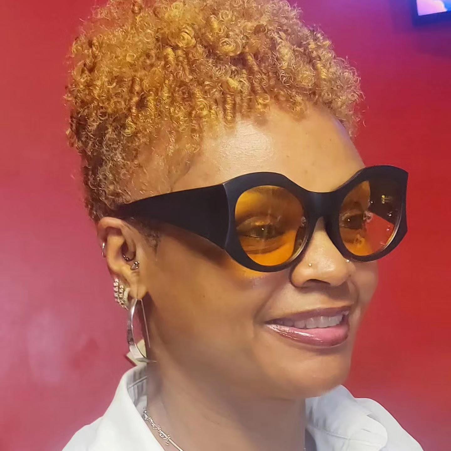 Retro Vintage Plastic Cat Eye Sunglasses