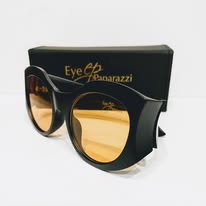 Eye Paparazzi Oversized Retro Cat Eye Sunglasses – Yellow Lens Luxury 5-Piece Set for Women